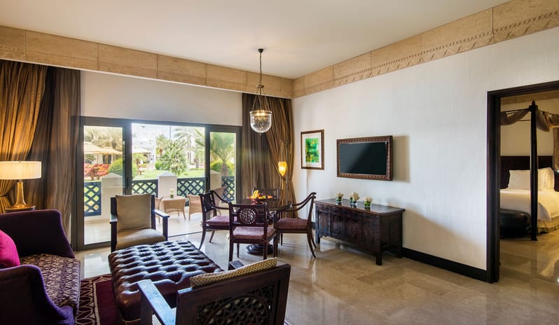 2 BEDROOM SUITE LIVING ROOM